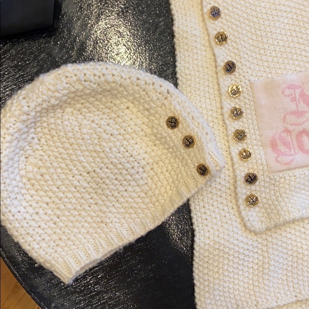 JUICY COUTURE knit scarf and beanie